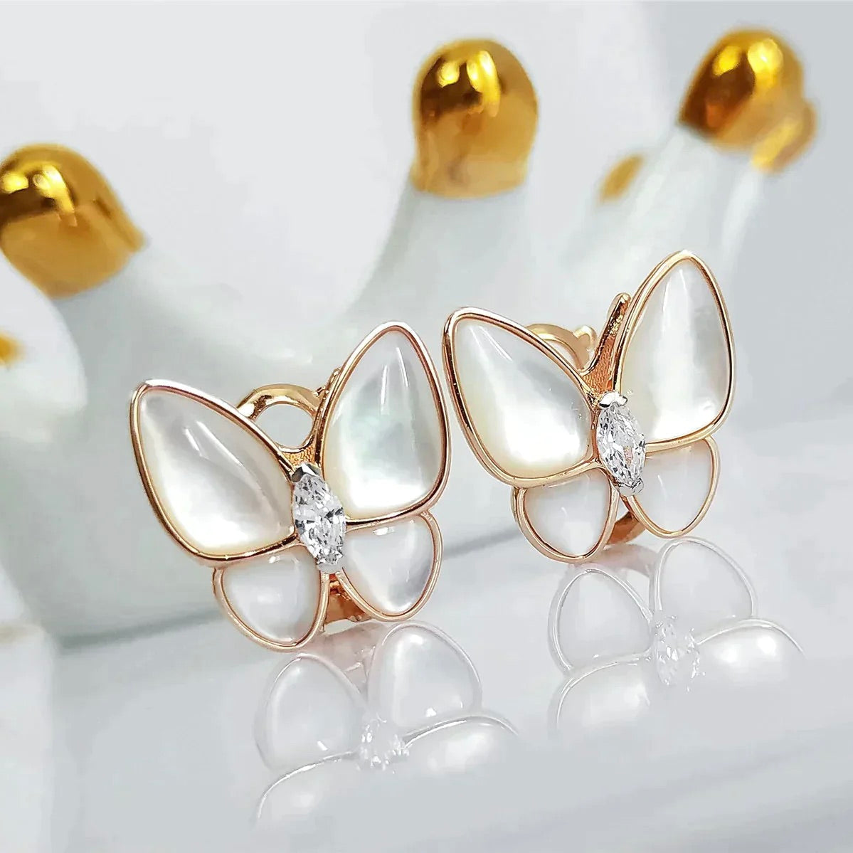 [Marin-Jewelry]BUTTERFLY MOP DIAMOND EARRINGS