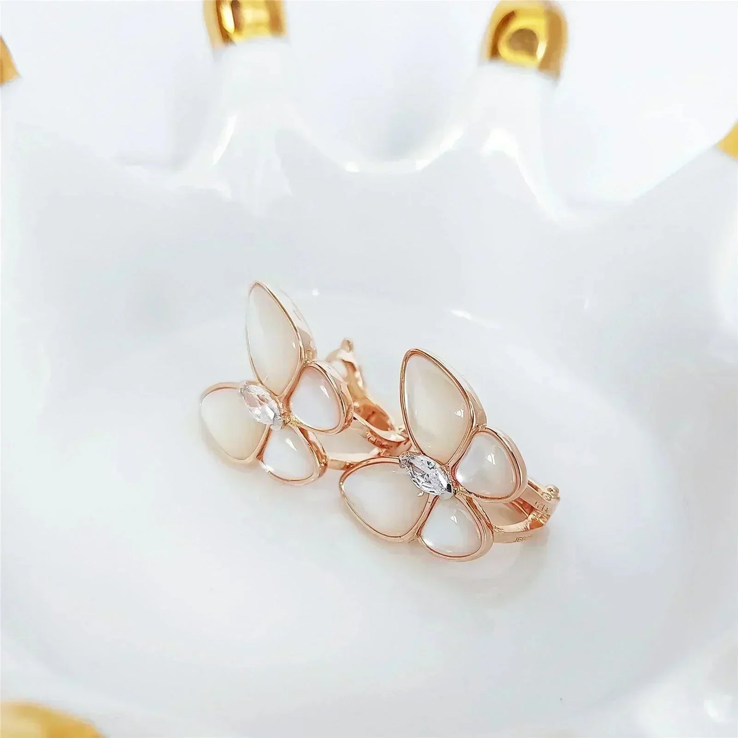 [Marin-Jewelry]BUTTERFLY MOP DIAMOND EARRINGS