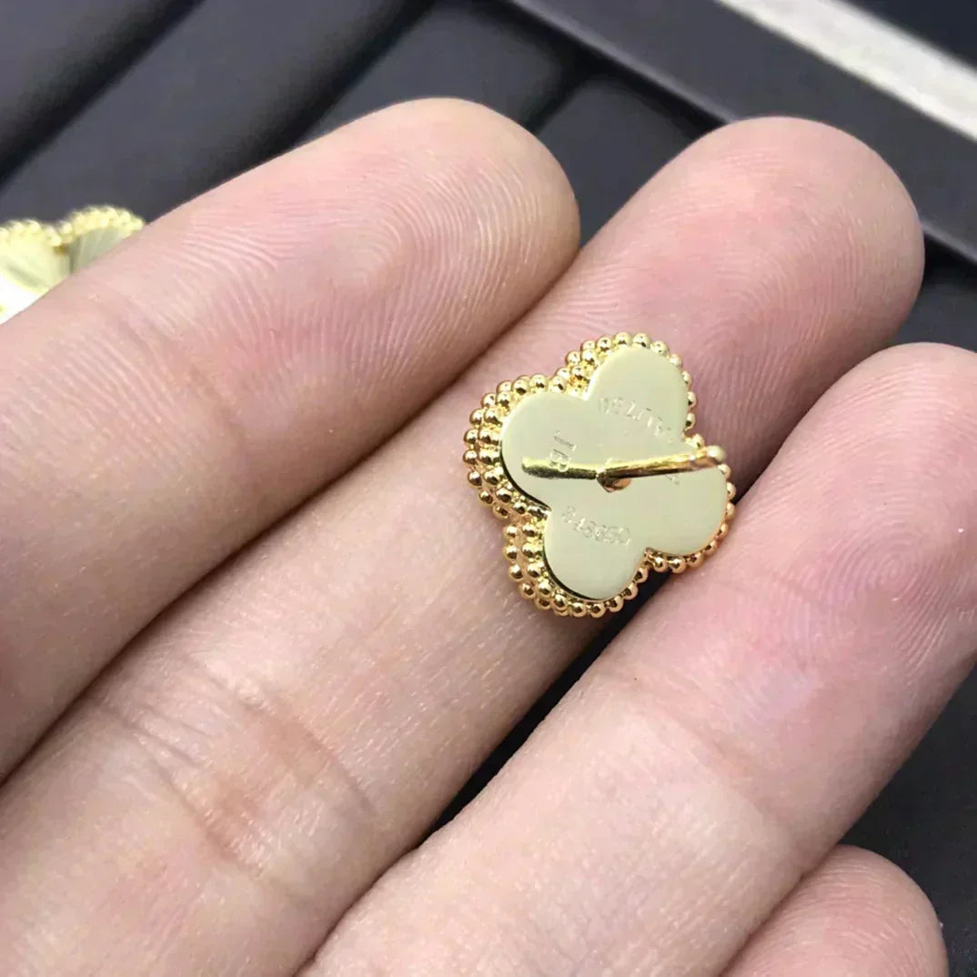 [Marin-Jewelry]CLOVER MINI 9.5MM LASER EARRINGS
