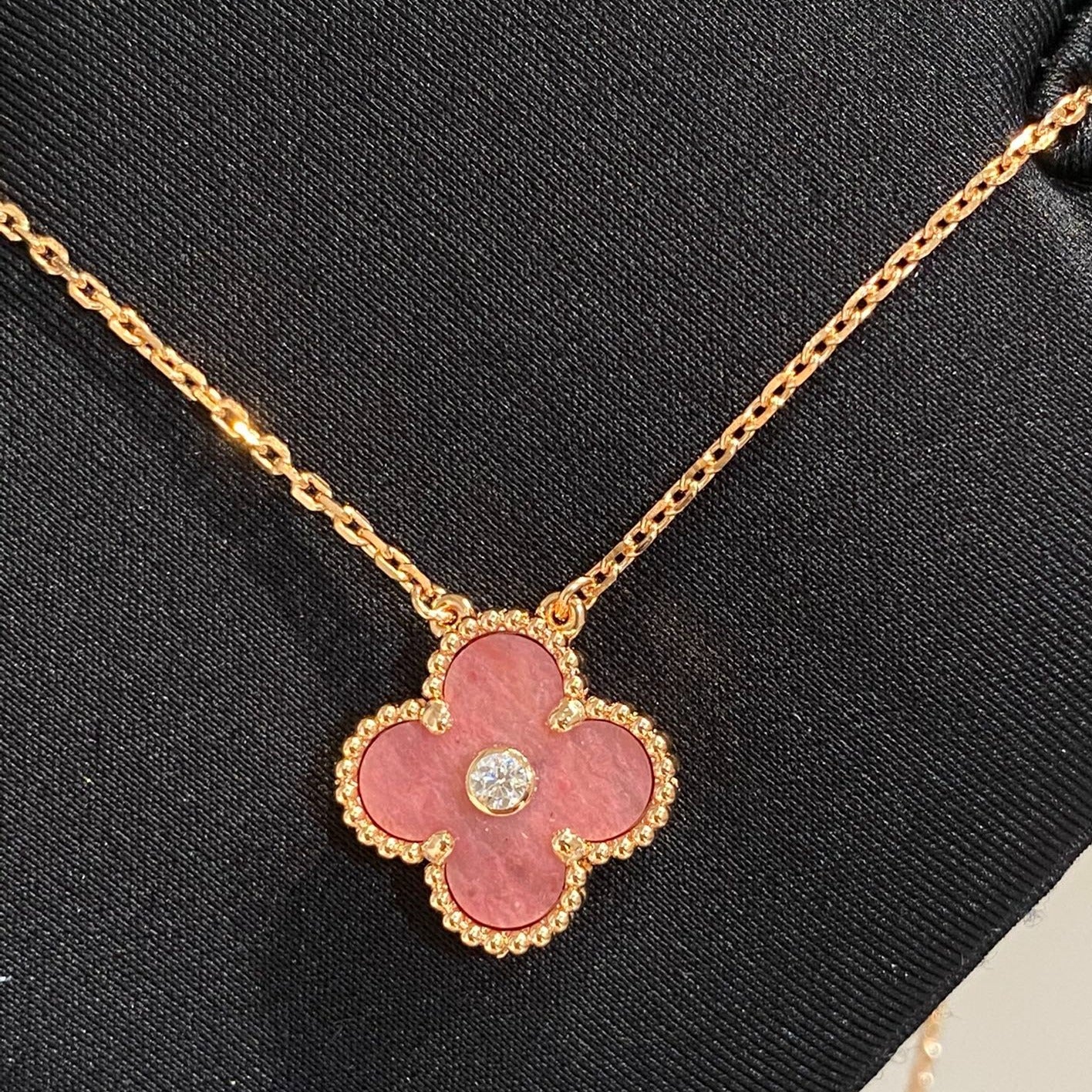 [Marin-Jewelry]CLOVER 15MM DIAMOND RHODONITE NECKLACE