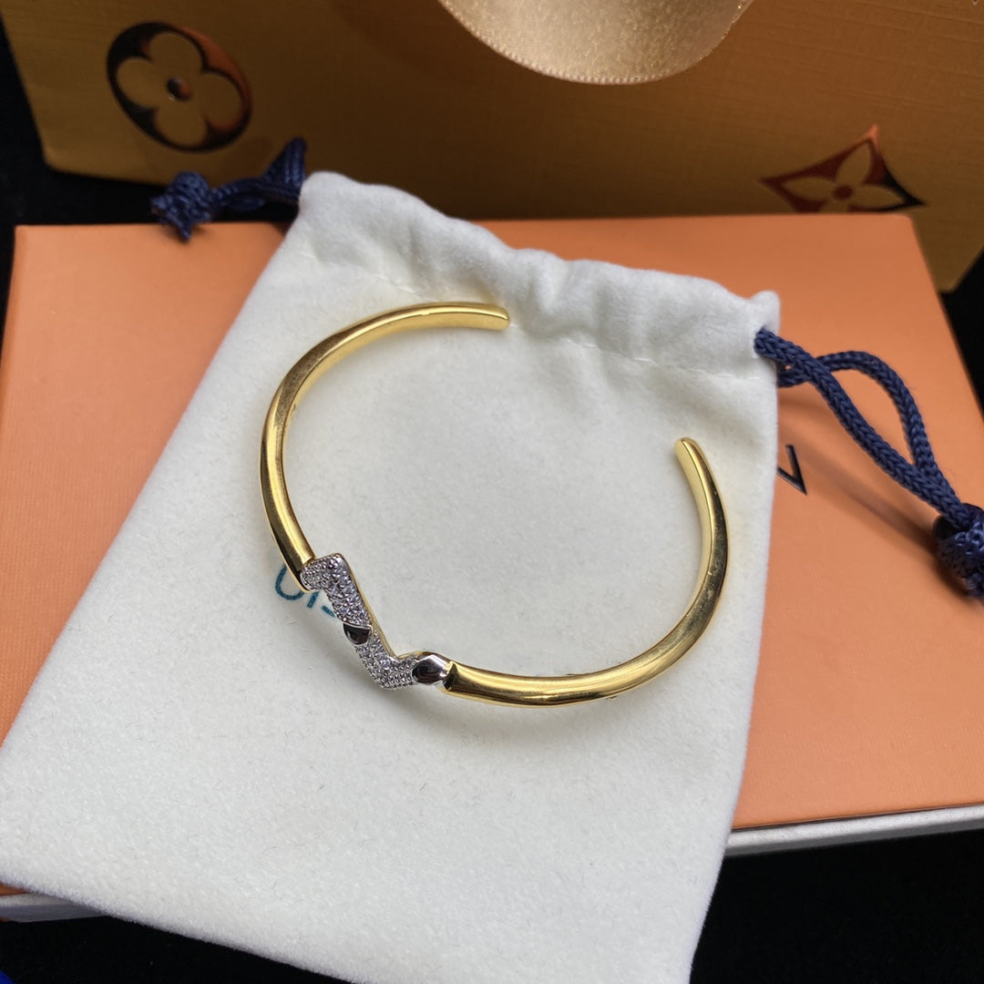 [Marin-Jewelry]VOLTE UPSITE DOWN DIAMOND GOLD OPEN BRACELET