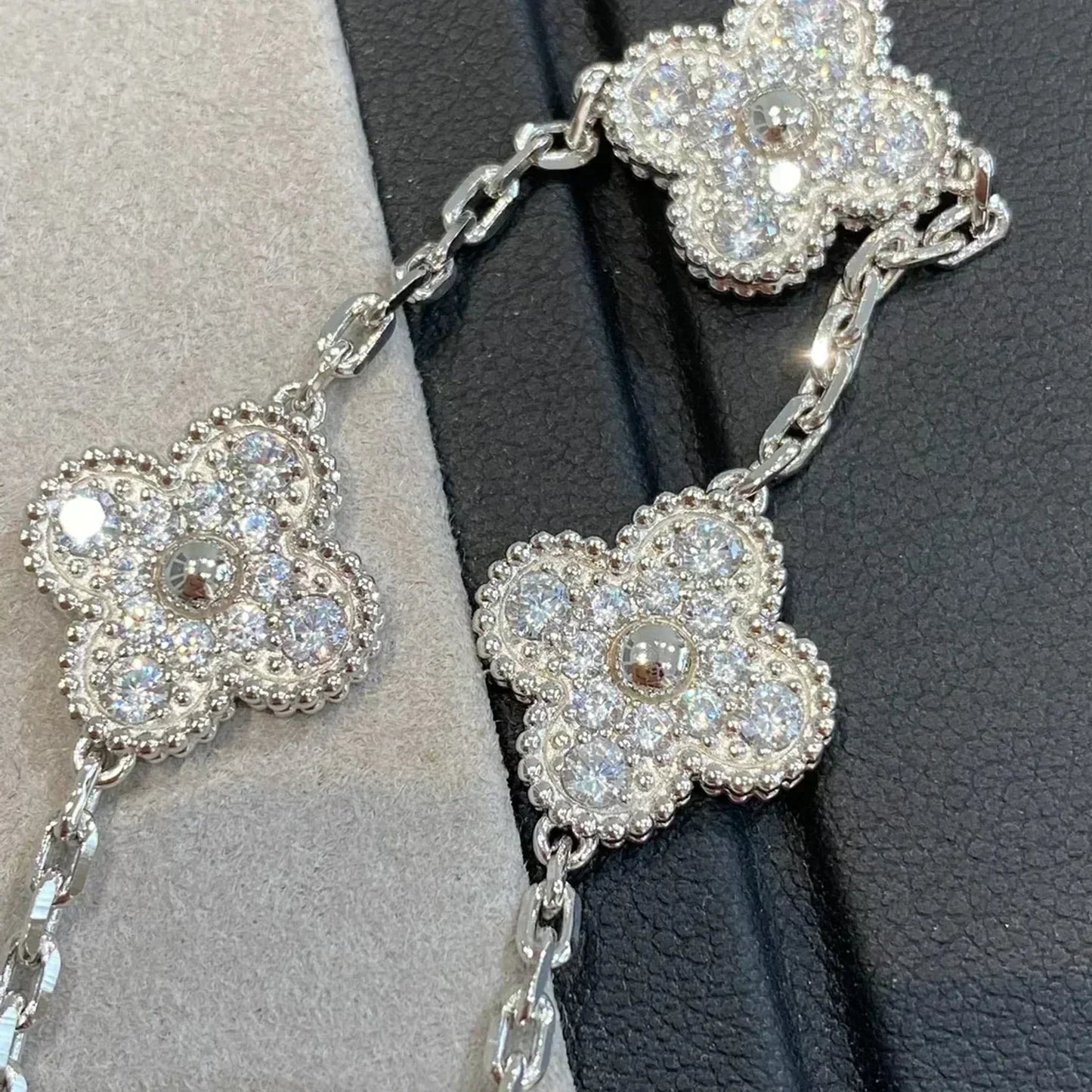 [Marin-Jewelry] CLOVER 5 MOTIF FULL DIAMOND BRACELET COLLECTION