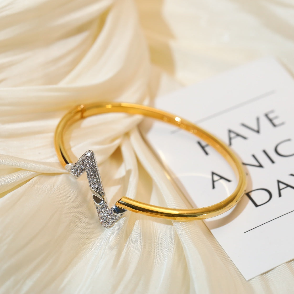 [Marin-Jewelry]VOLTE UPSITE DOWN GOLD DIAMOND BRACELET