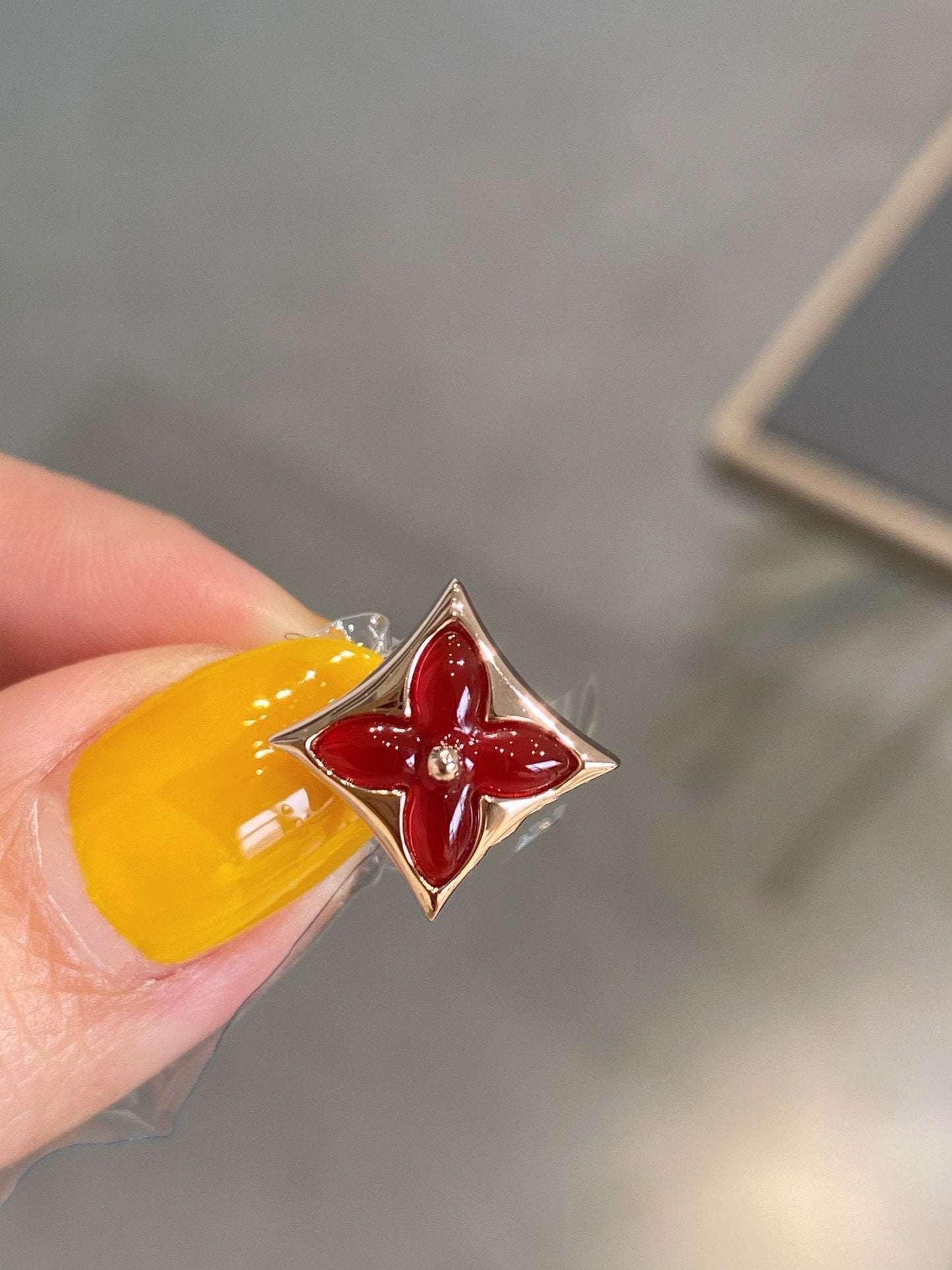 [Marin-Jewelry]STAR AND SUN PINK GOLD CARNELIAN STUD EARRINGS