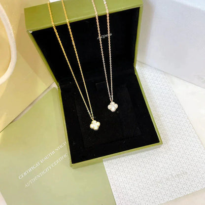 [Marin-Jewelry]CLOVER MINI 9.5MM WHITE MOTHER-OF-PEARL NECKLACE
