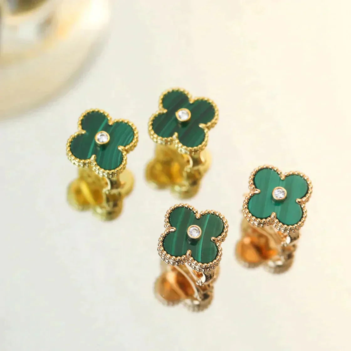 [Marin-Jewelry]CLOVER MEDIUM 1 MOTIFS MALACHITE DIAMOND EARRINGS