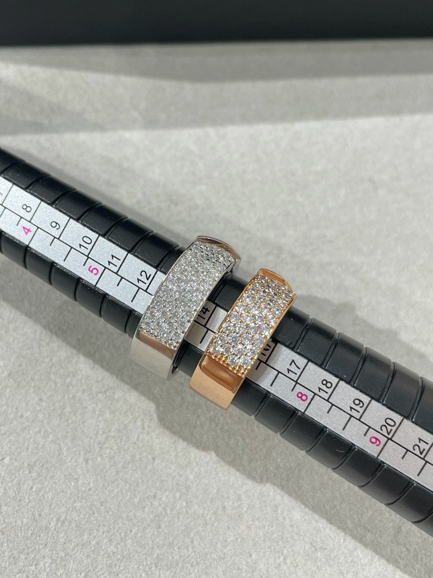 [Marin-Jewelry]LIENS EVIDENCE  DIAMOND PAVED RING