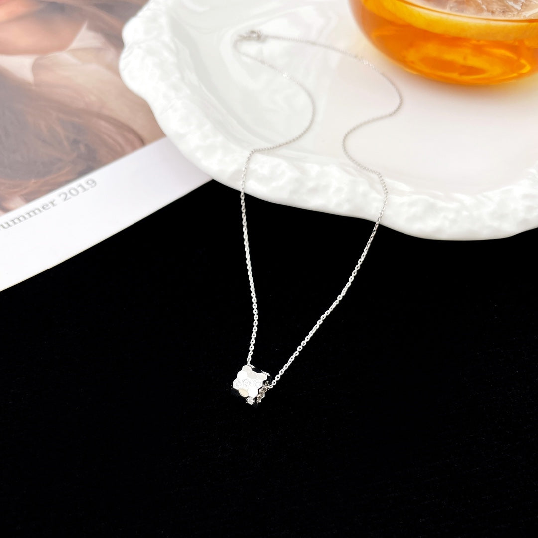 [Marin-Jewelry]BEE MINI PEDANT DIAMOND NECKLACE