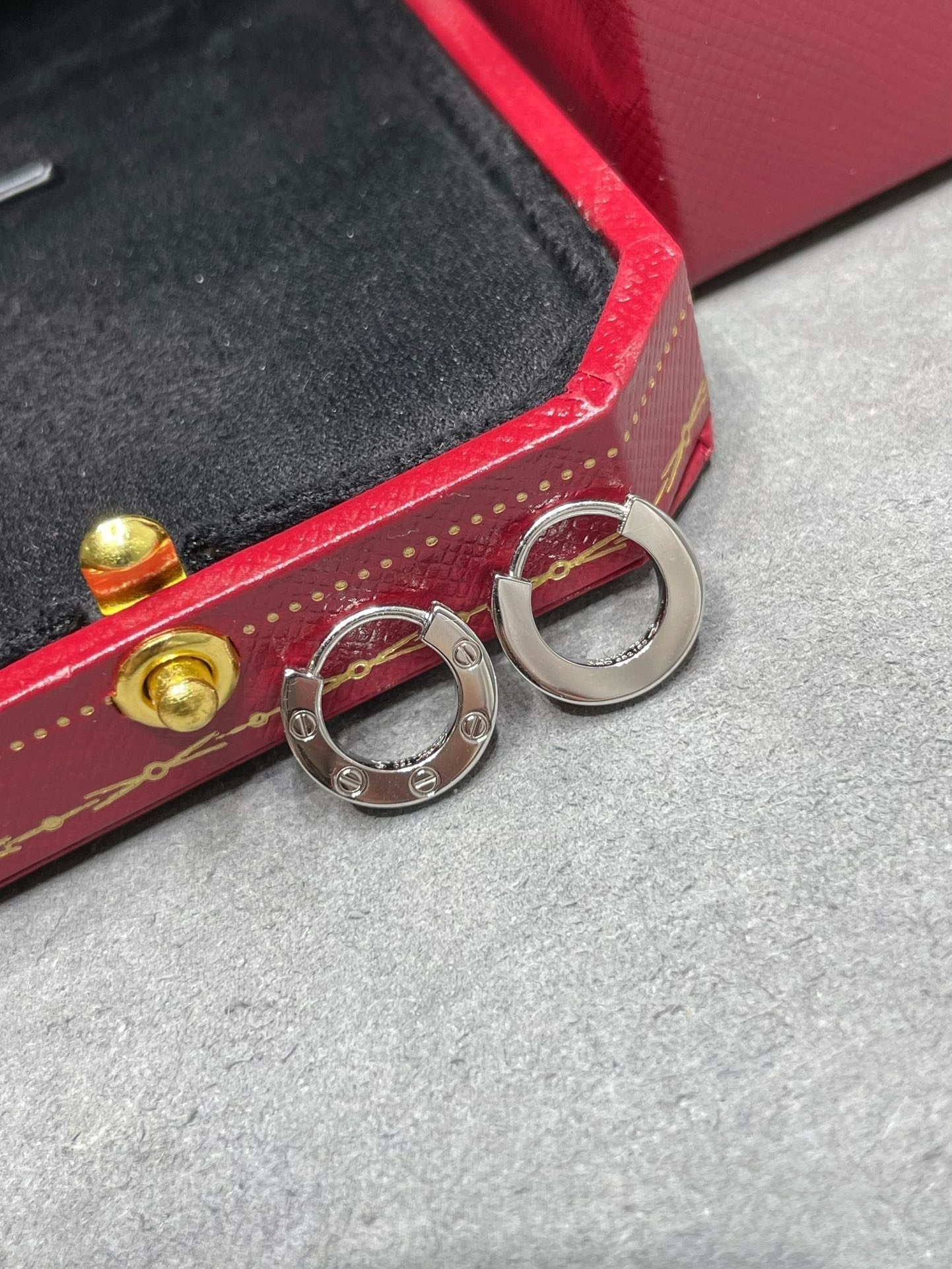 [Marin-Jewelry]LOVE MINI EARRINGS