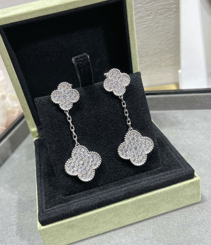 [Marin-Jewelry]CLOVER 2 MOTIFS DIAMOND PAVED SILVER EARRINGS