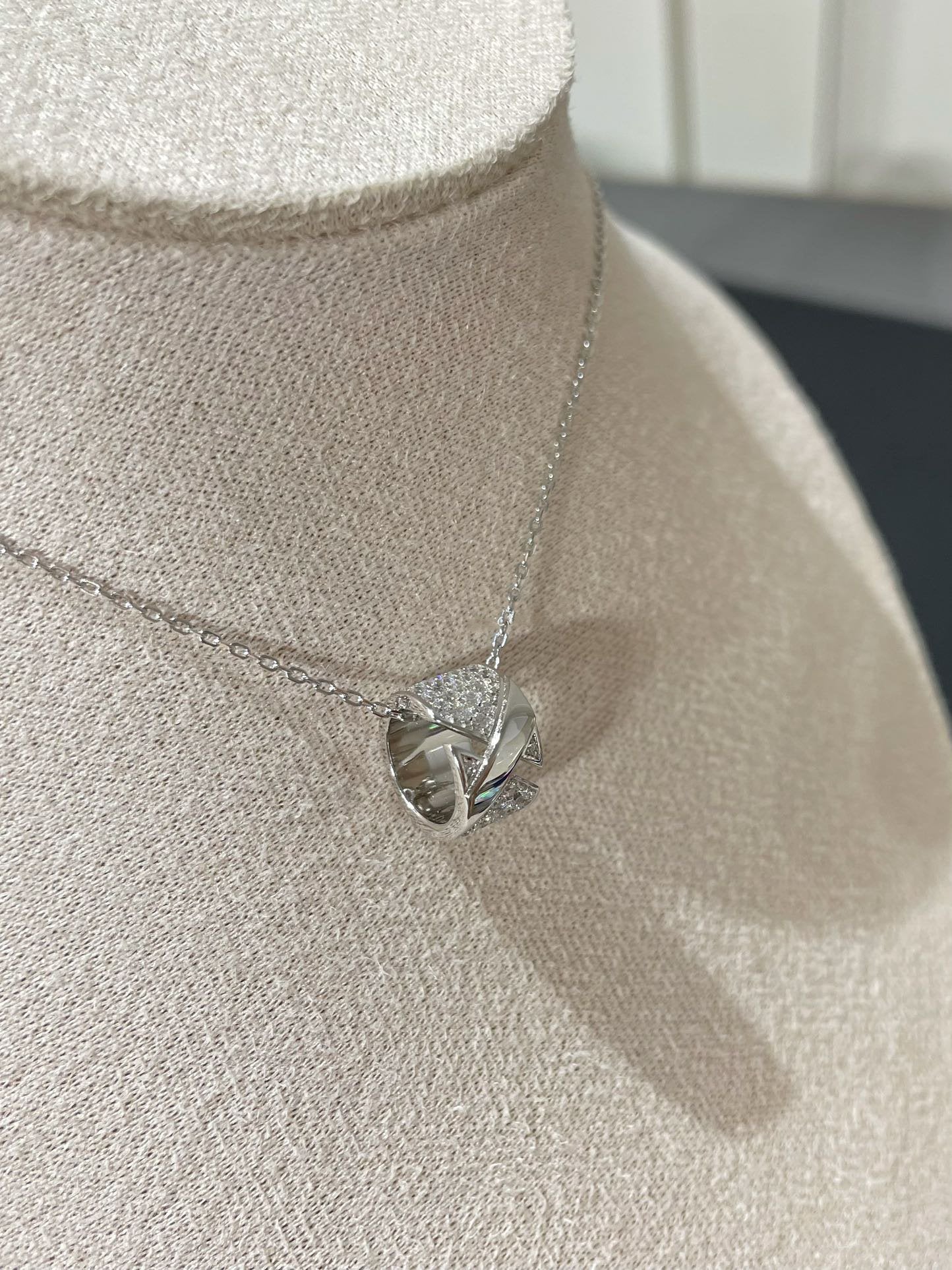 [Marin-Jewelry]LIENS EVIDENCE DIAMOND PAVED NECKLACE