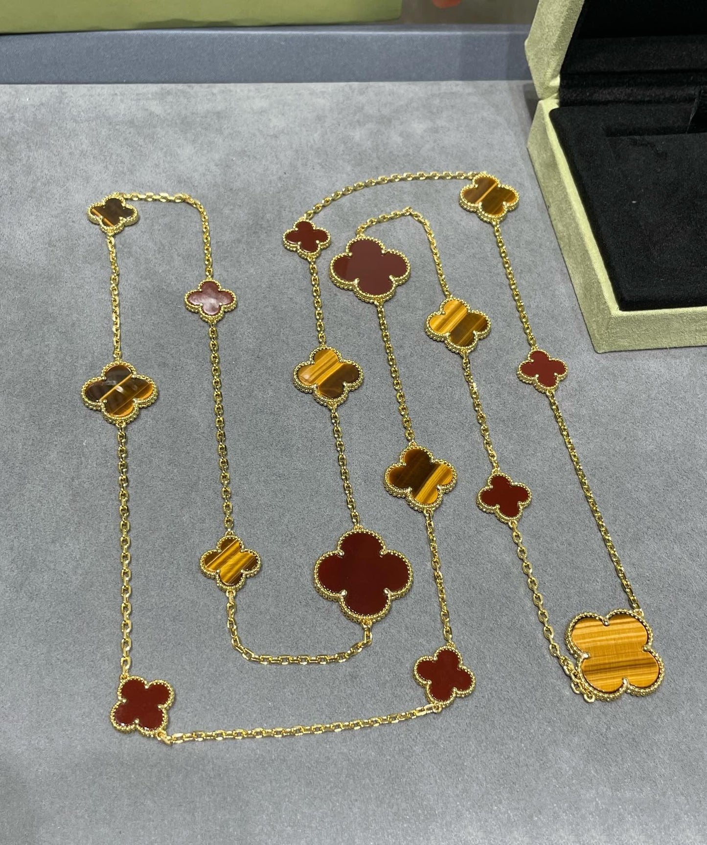 [Marin-Jewelry]CLOVER 16 MOTIF CARNELIAN TIGER EYE Marin-Jewelry GOLD NECKLACE