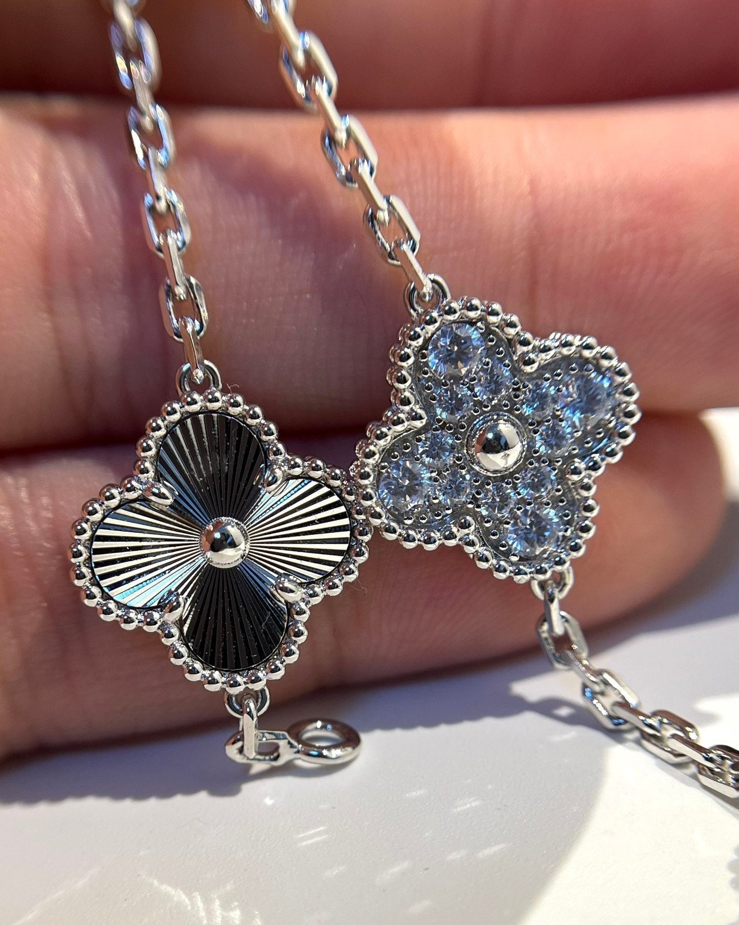 [Marin-Jewelry] CLOVER 5 MOTIF LASER BRACELET COLLECTION