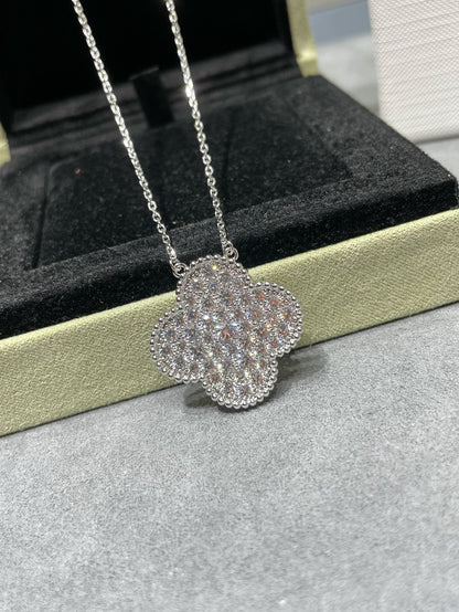 [Marin-Jewelry]CLOVER 25MM LARGE PENDANT DIAMOND PAVED SILVER NECKLACE