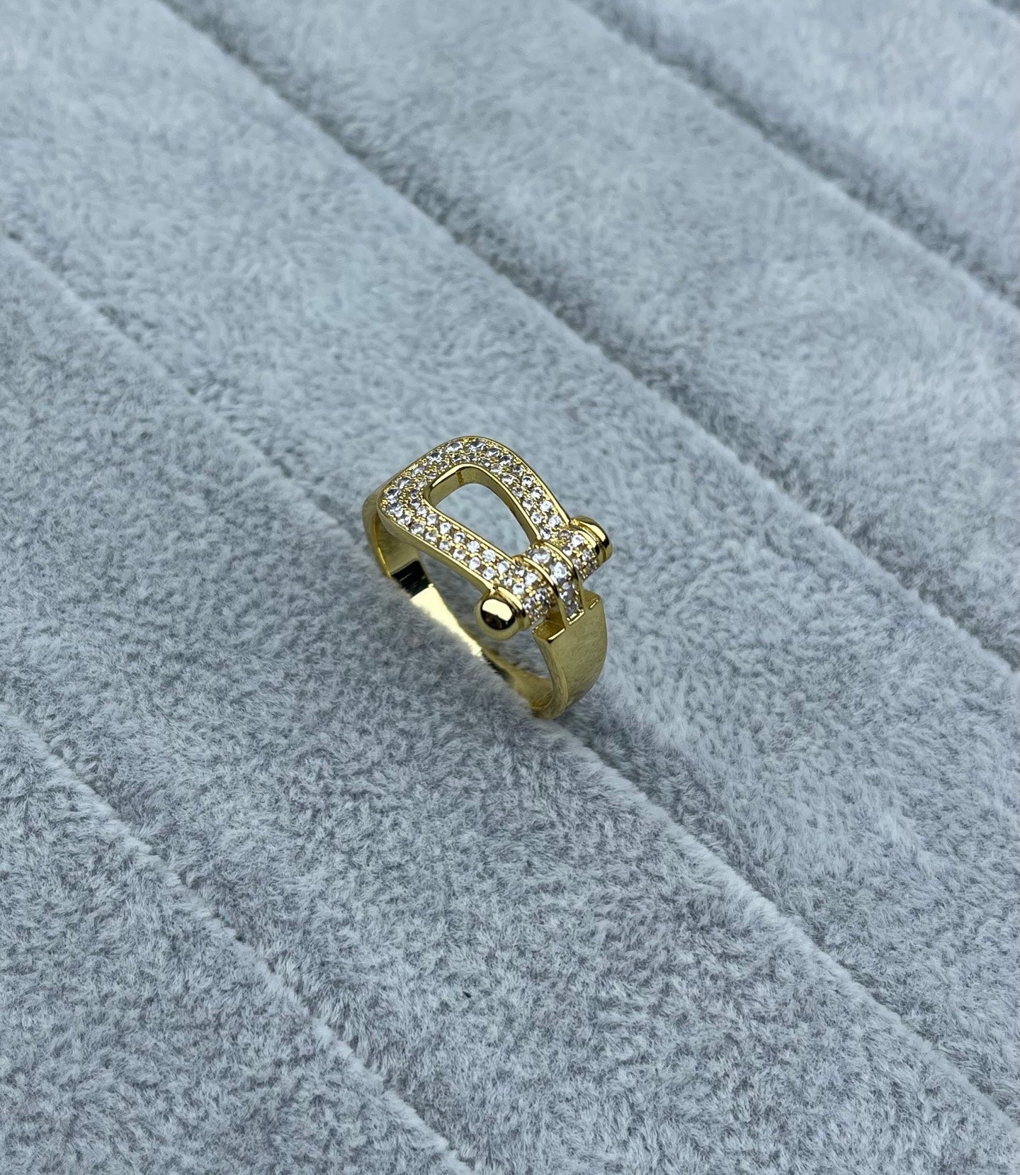 [Marin-Jewelry]Wide Hoof-Shaped Diamond-Studded Ring