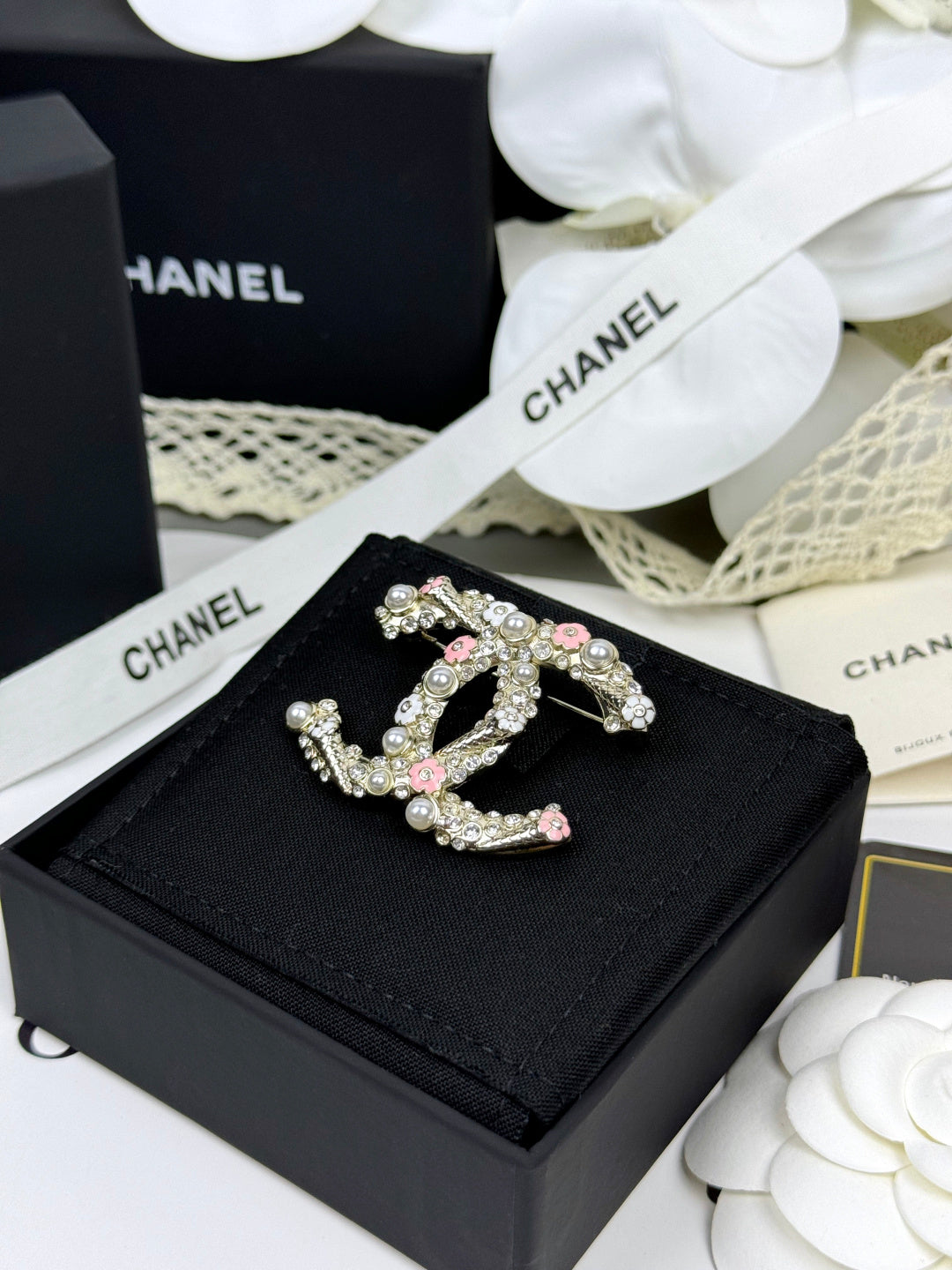 [Marin-Jewelry]26C Pink-White Enamel Ice Cream Cone Double C Brooch