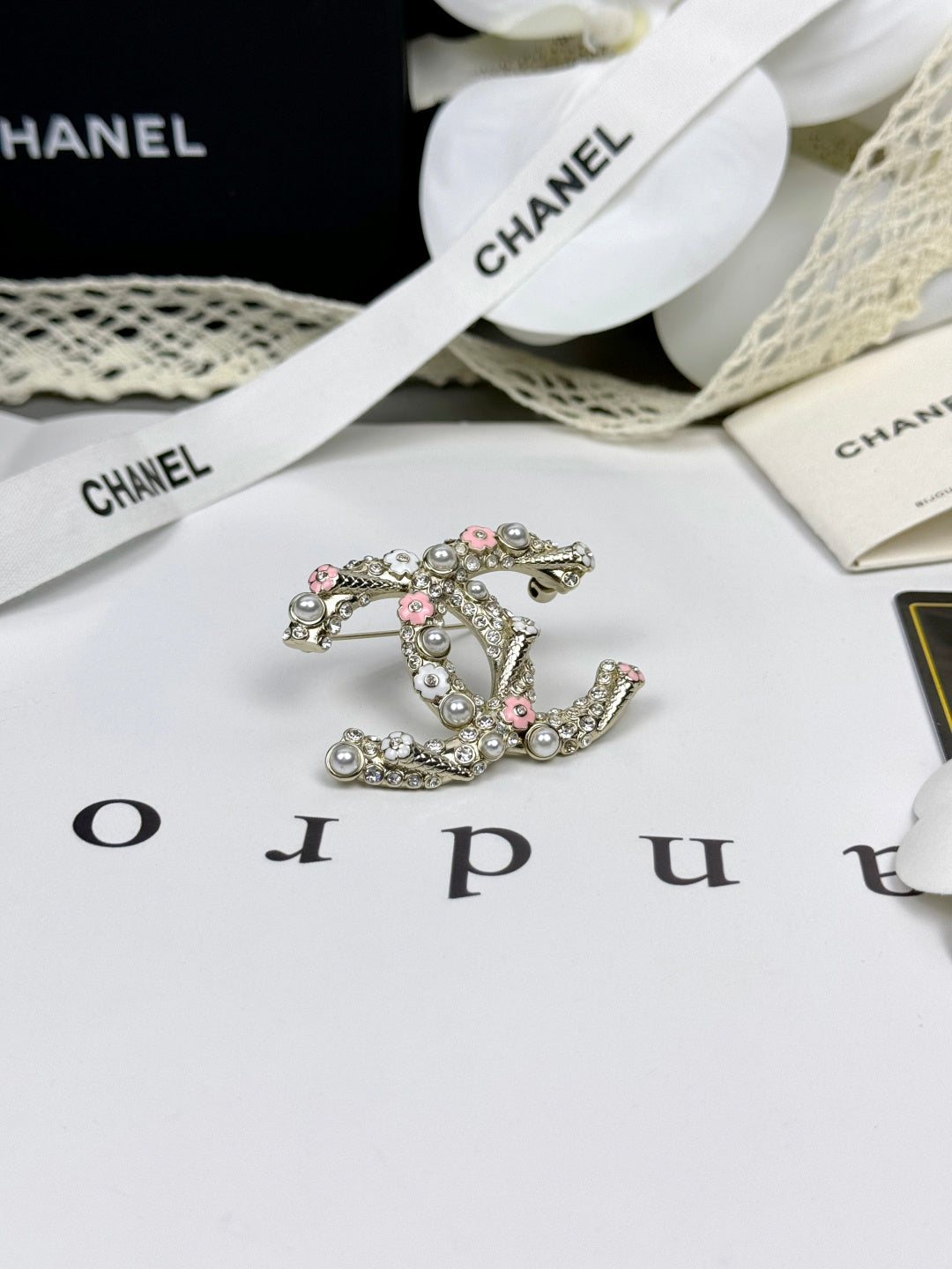 [Marin-Jewelry]26C Pink-White Enamel Ice Cream Cone Double C Brooch