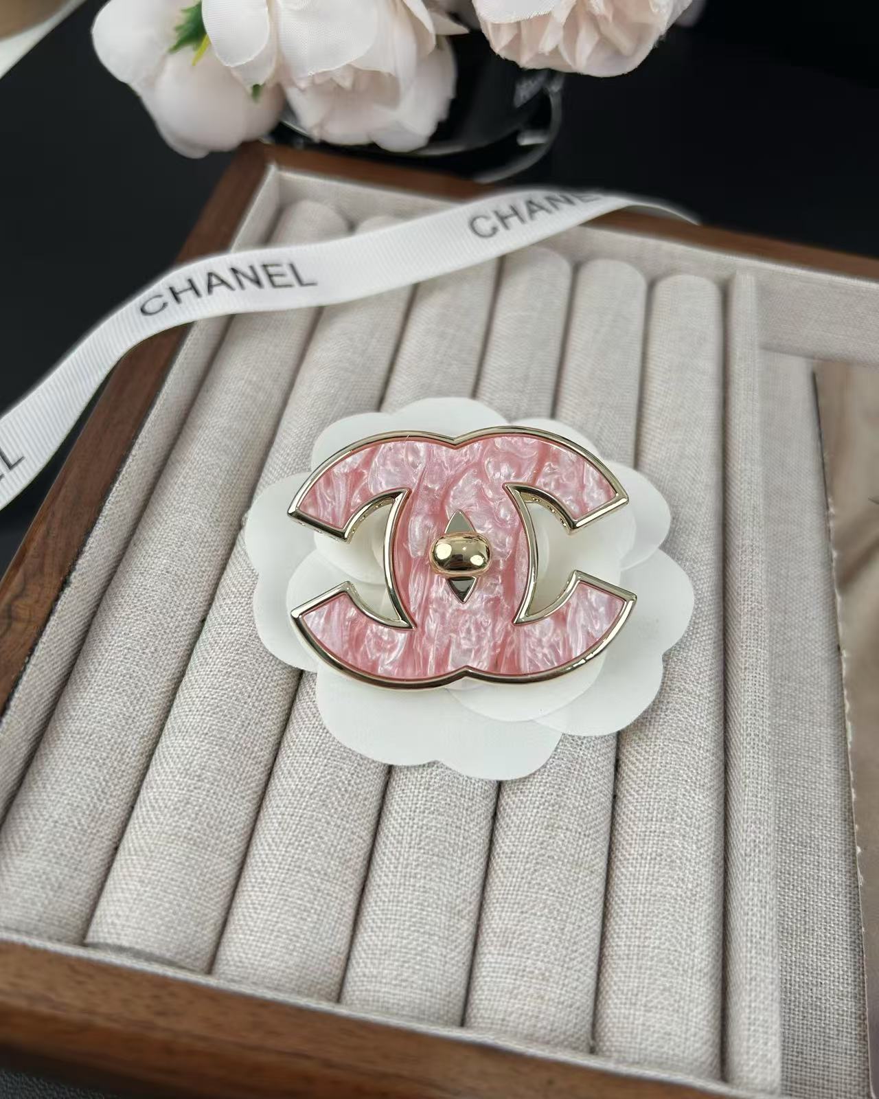 [Marin-Jewelry]Pink Resin Classic Brooch 5cm