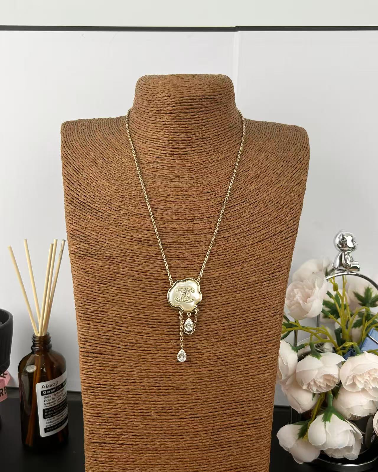 [Marin-Jewelry]Cloud Pearl Mother-of-Pearl Diamond Chain Pendant Necklace