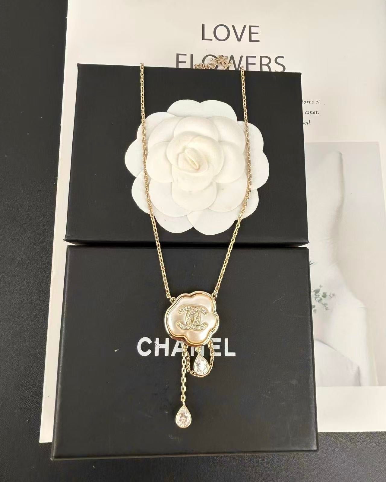 [Marin-Jewelry]Cloud Pearl Mother-of-Pearl Diamond Chain Pendant Necklace