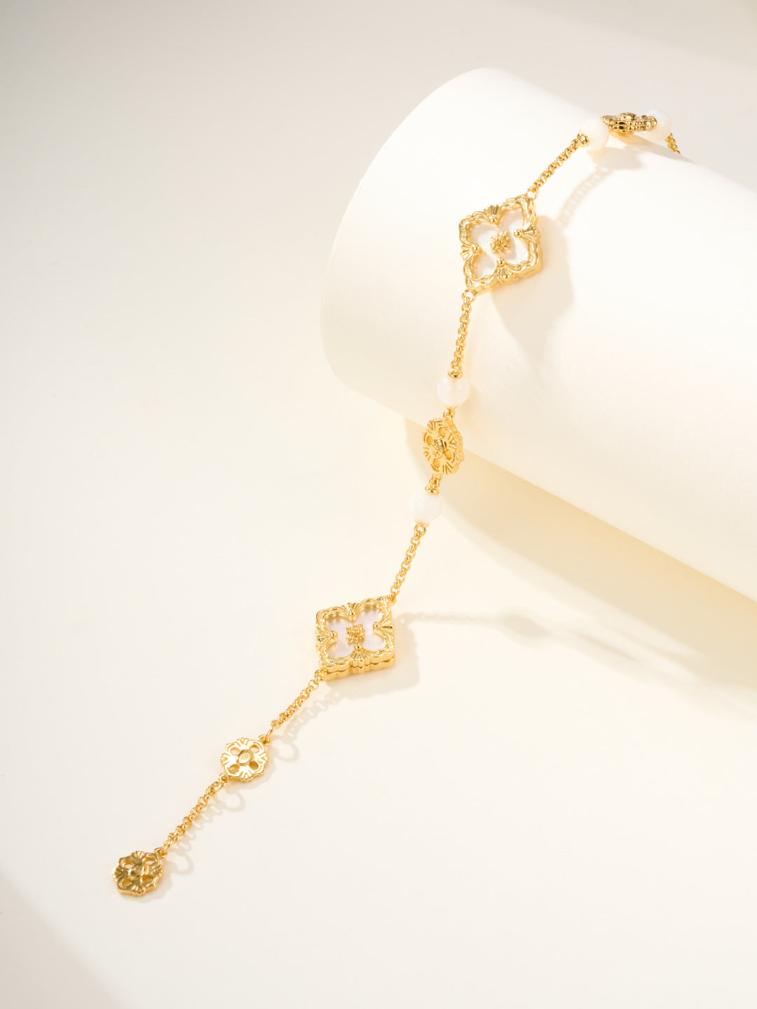 [Marin-Jewelry]B.C.L ENAMELED Three-Flower Bracelet£¨Trumpet)