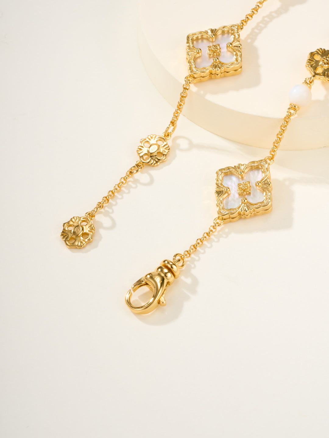 [Marin-Jewelry]B.C.L ENAMELED Three-Flower Bracelet£¨Trumpet)