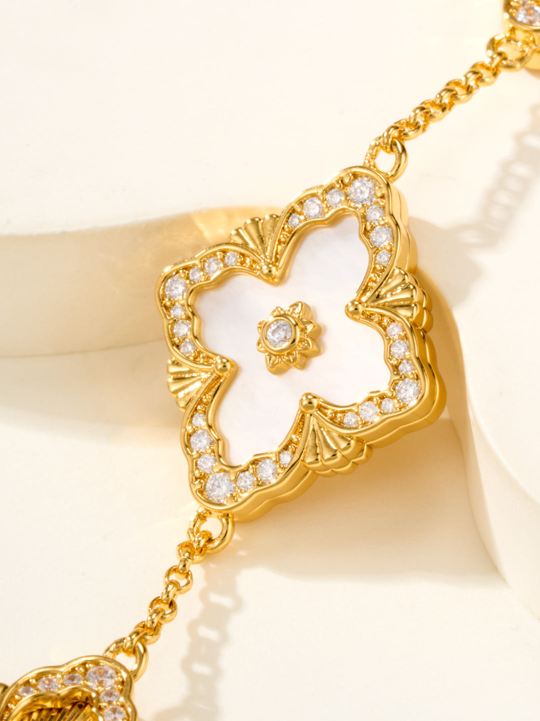 [Marin-Jewelry]B.C.L ENAMELED Five-Flower Bracelet£¨Various Colors) BIG SIZE