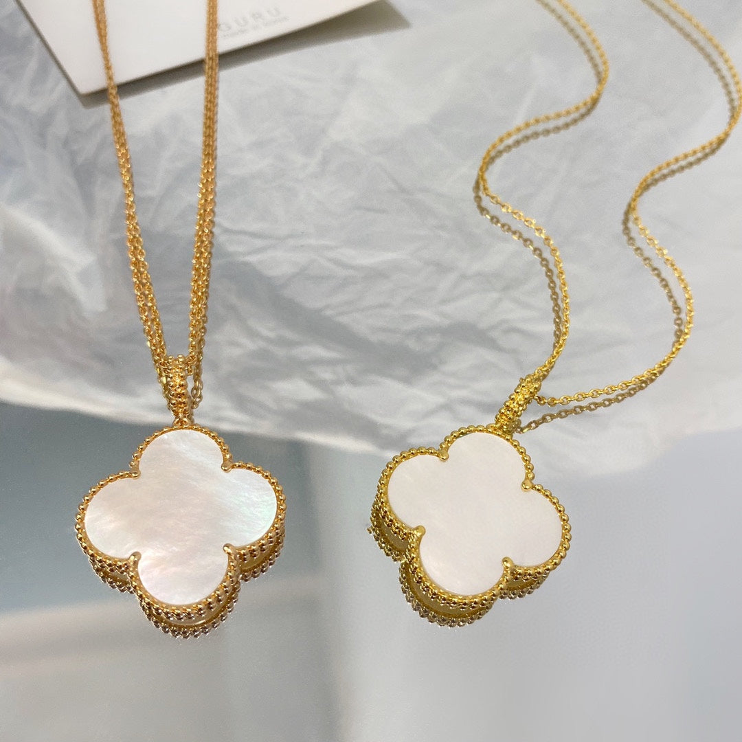 [Marin-Jewelry]CLOVER 25MM MOP LARGE PENDANT NECKLACE