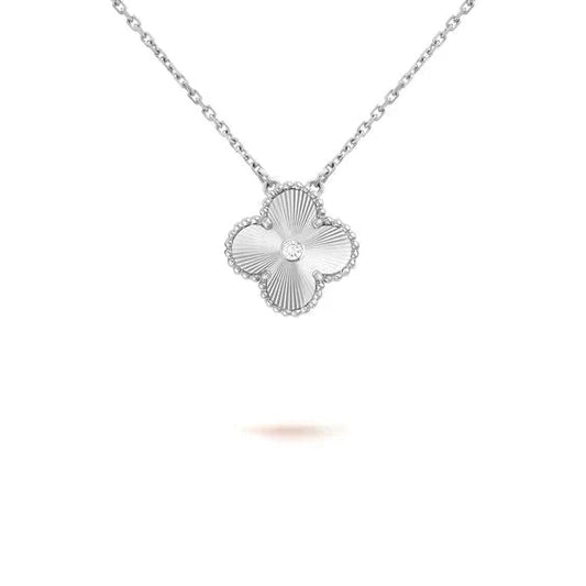 [Marin-Jewelry]CLOVER  15MM DIAMOND LASER NECKLACE SILVER