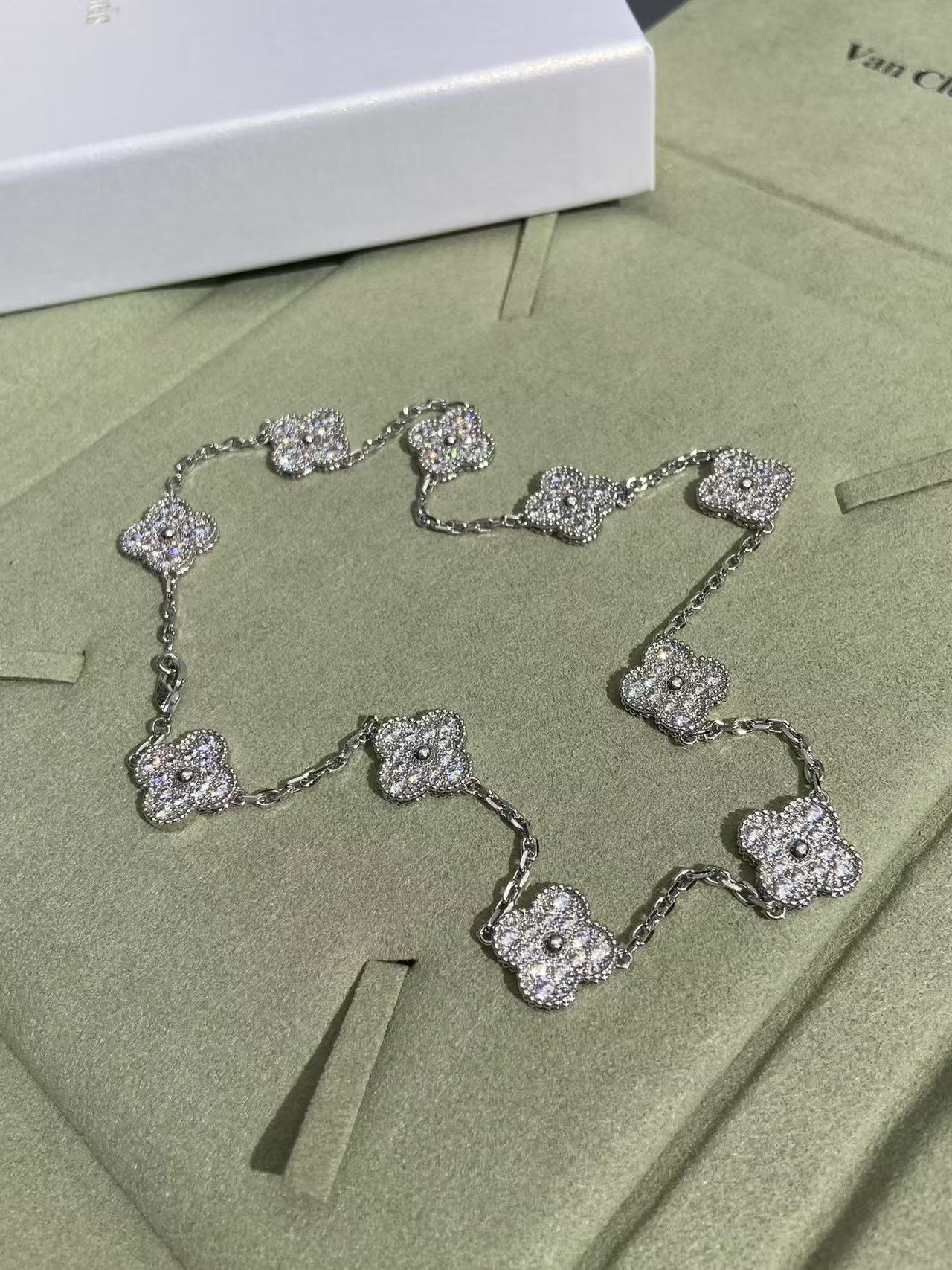 [Marin-Jewelry Jewelry]CLOVER 10 MOTIFS  FULL DIAMOND NECKLACE