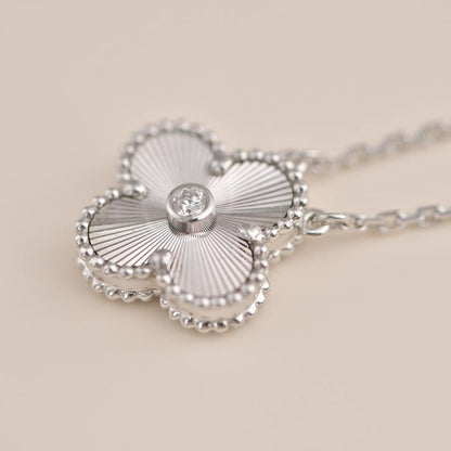 [Marin-Jewelry]CLOVER  15MM DIAMOND LASER NECKLACE SILVER