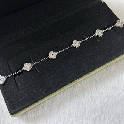 [Marin-Jewelry]CLOVER 6 MOTIF DIAMOND BRACELET