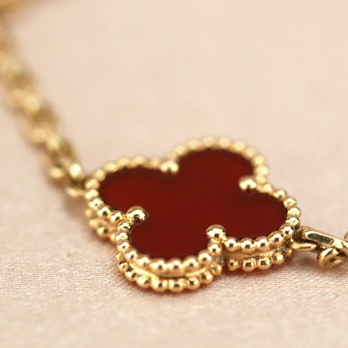 [Marin-Jewelry] CLOVER 5 MOTIF RED CORNELIAN BRACELET COLLECTION