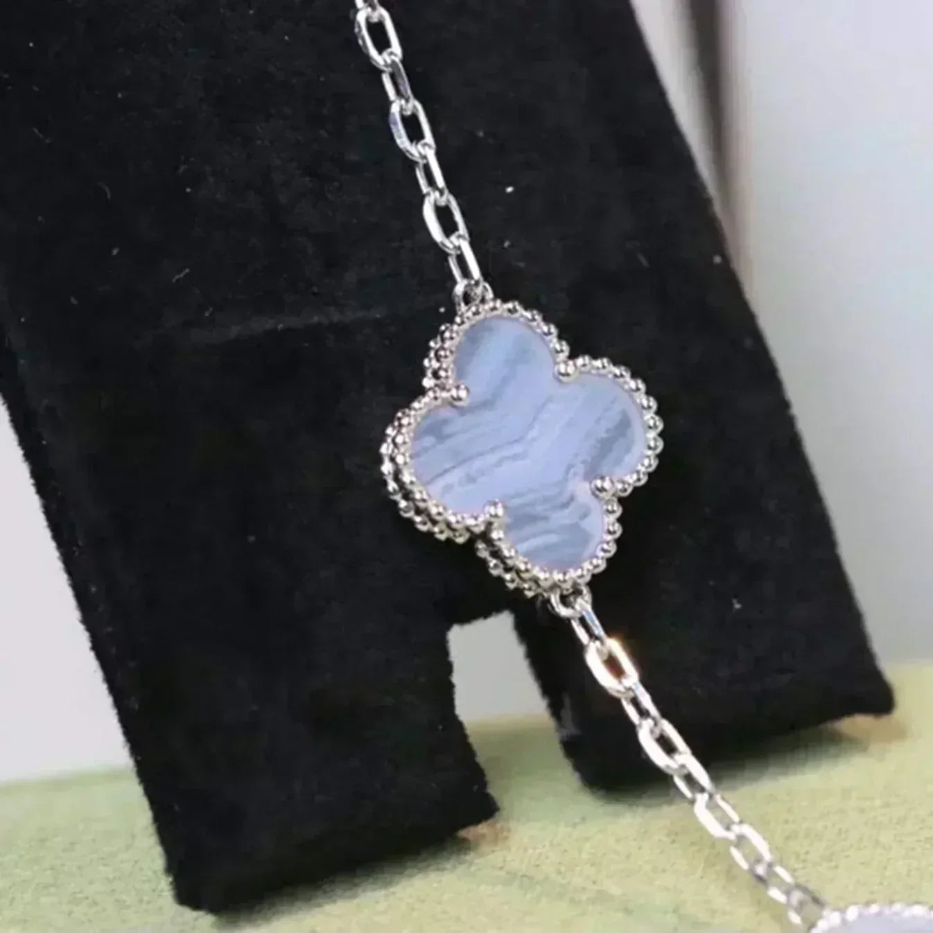[Marin-Jewelry] CLOVER 5 MOTIF PURPLE CHALCEDONY BRACELET COLLECTION