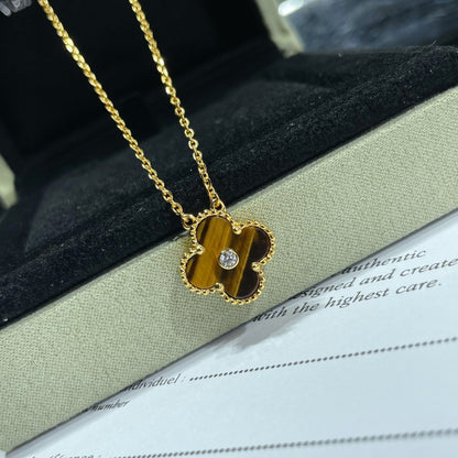 [Marin-Jewelry]CLOVER 15MM DIAMOND AND YELLOW TIGER'S EYE AGATE necklace