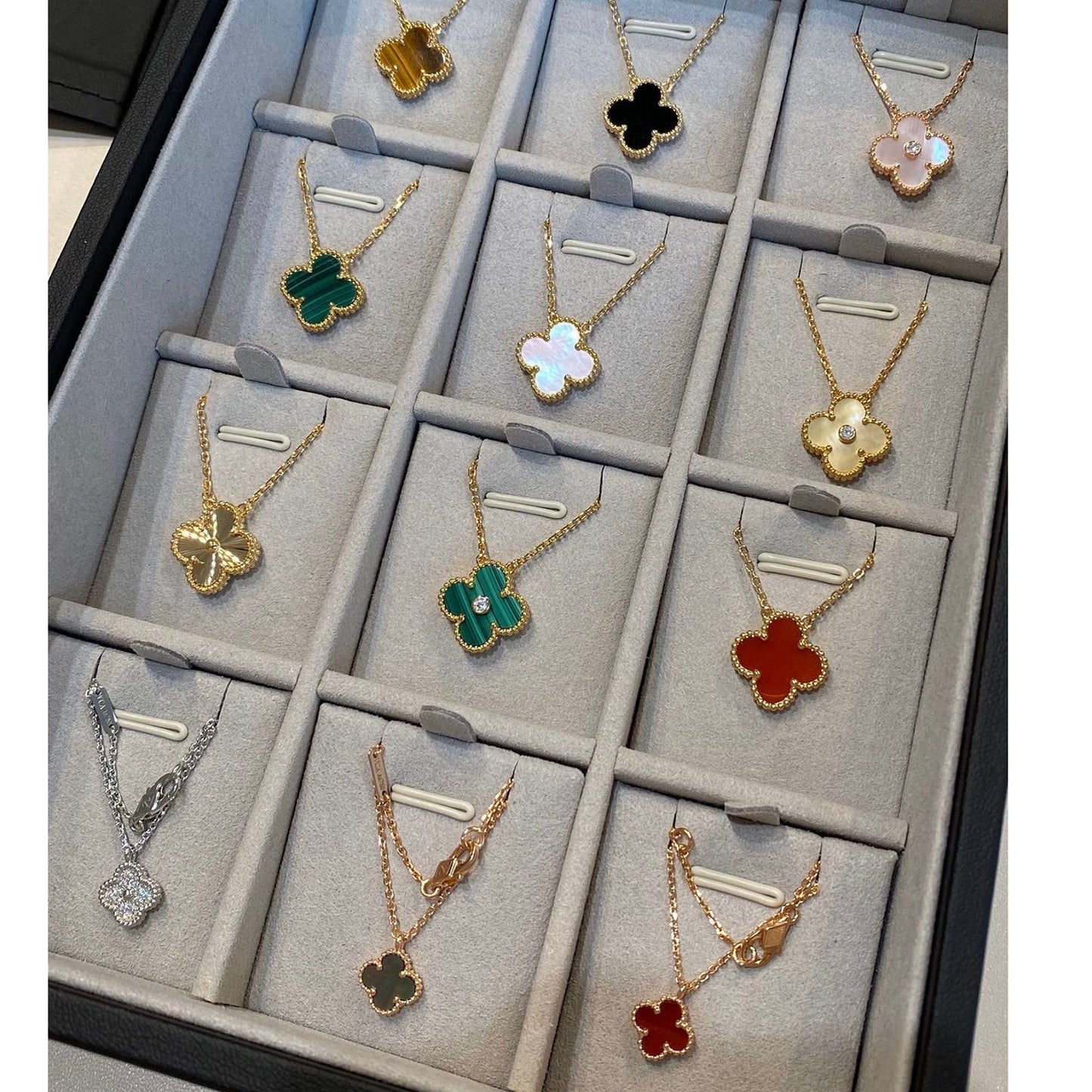 [Marin-Jewelry]CLOVER 15MM CARNELIAN SINGLE FLOWER NECKLACE