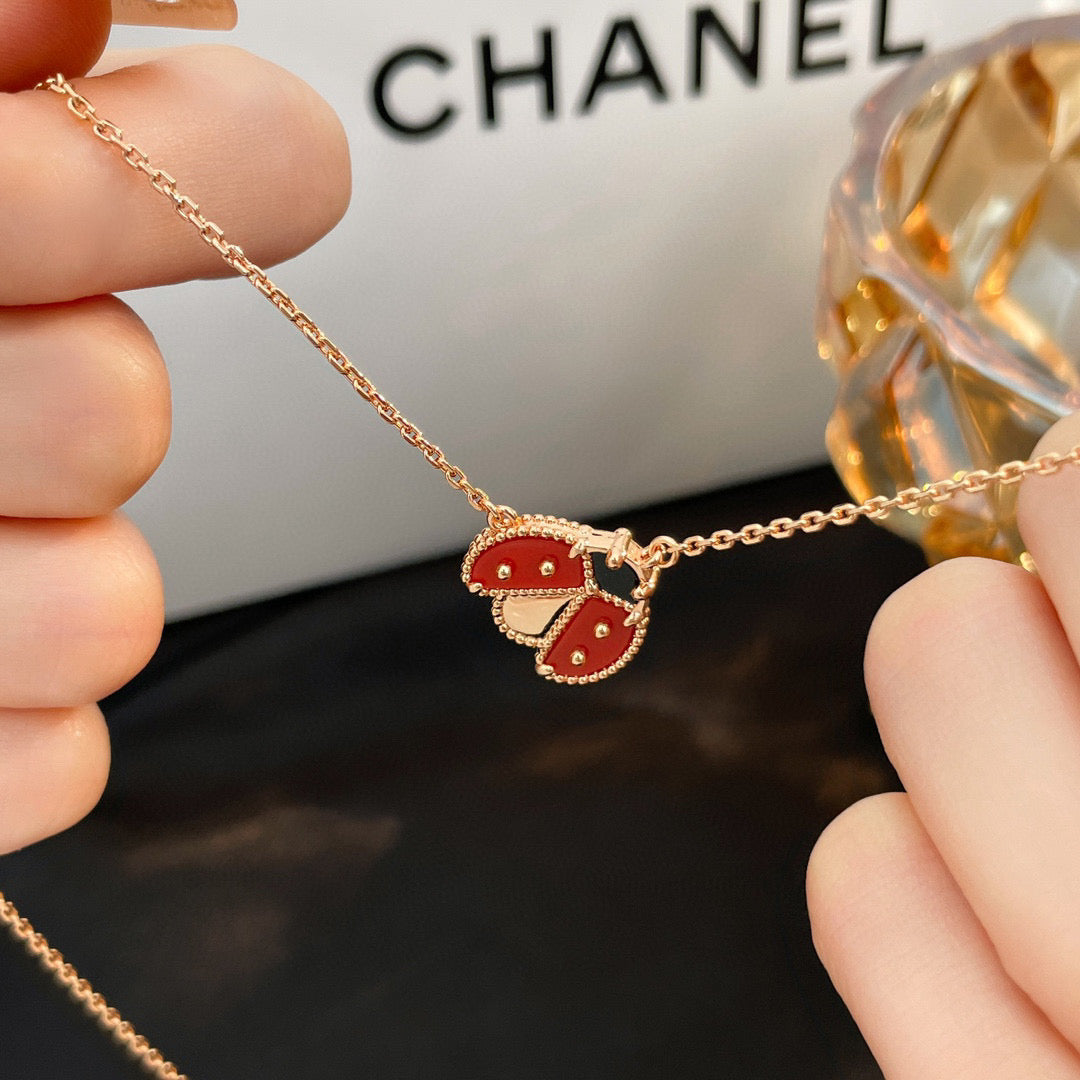 [Marin-Jewelry]LUCKY  CARNELIANS LADYBUG NECKLACE