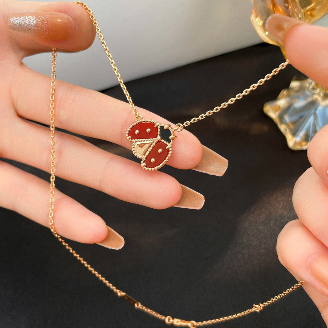 [Marin-Jewelry]LUCKY  CARNELIANS LADYBUG NECKLACE