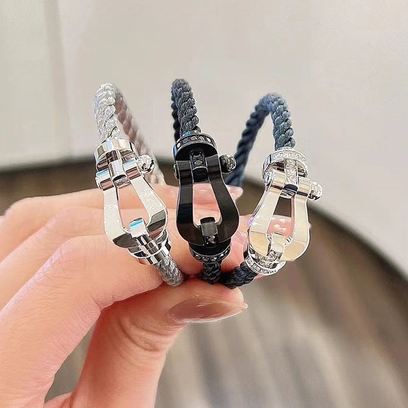 [Marin-Jewelry]FORCE LARGE HORSESHOE HALF DIAMOND BRACELET SILVER