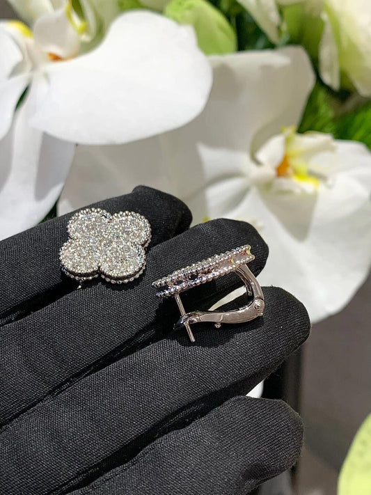 [Marin-Jewelry]CLOVER 20MM MOTIFS DIAMOND STUD EARRINGS SILVER