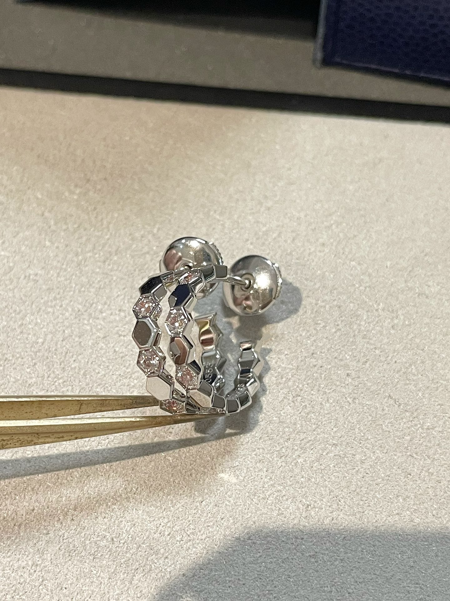 [Marin-Jewelry]Hollow Design Four-Leaf Clover Flower Shape Ring