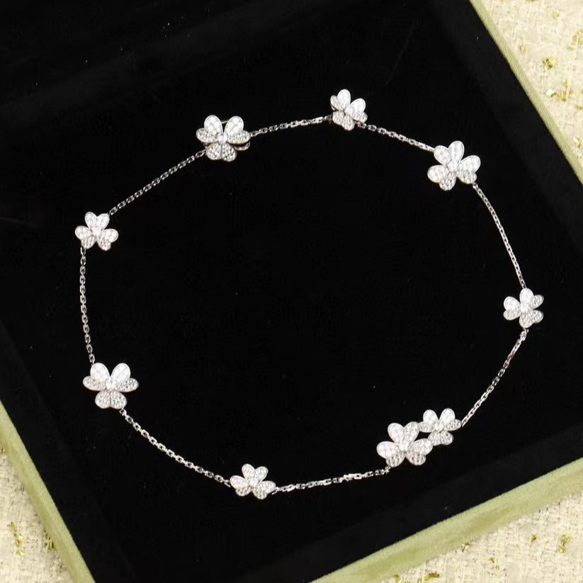 [Marin-Jewelry]FRIVOLE SILVER 9 FLOWERS NECKLACE