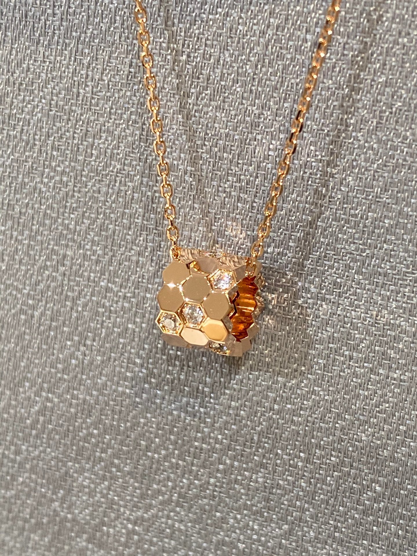 [Marin-Jewelry]BEE LOVE DIAMOND NECKLACE