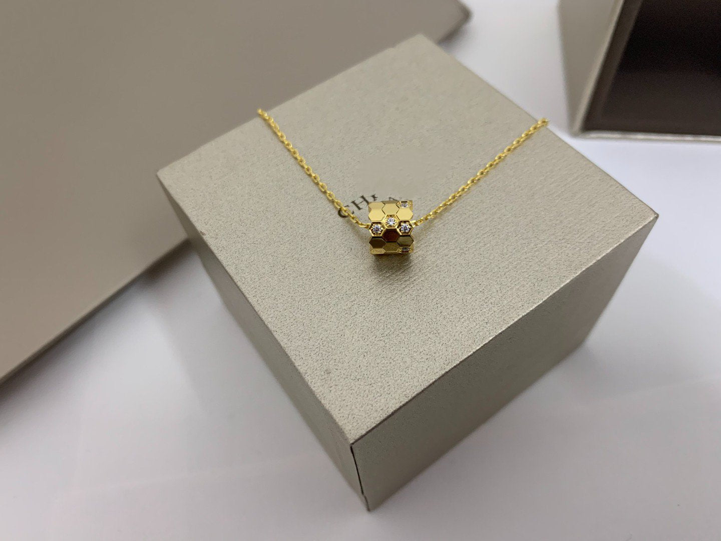 [Marin-Jewelry]BEE LOVE DIAMOND NECKLACE