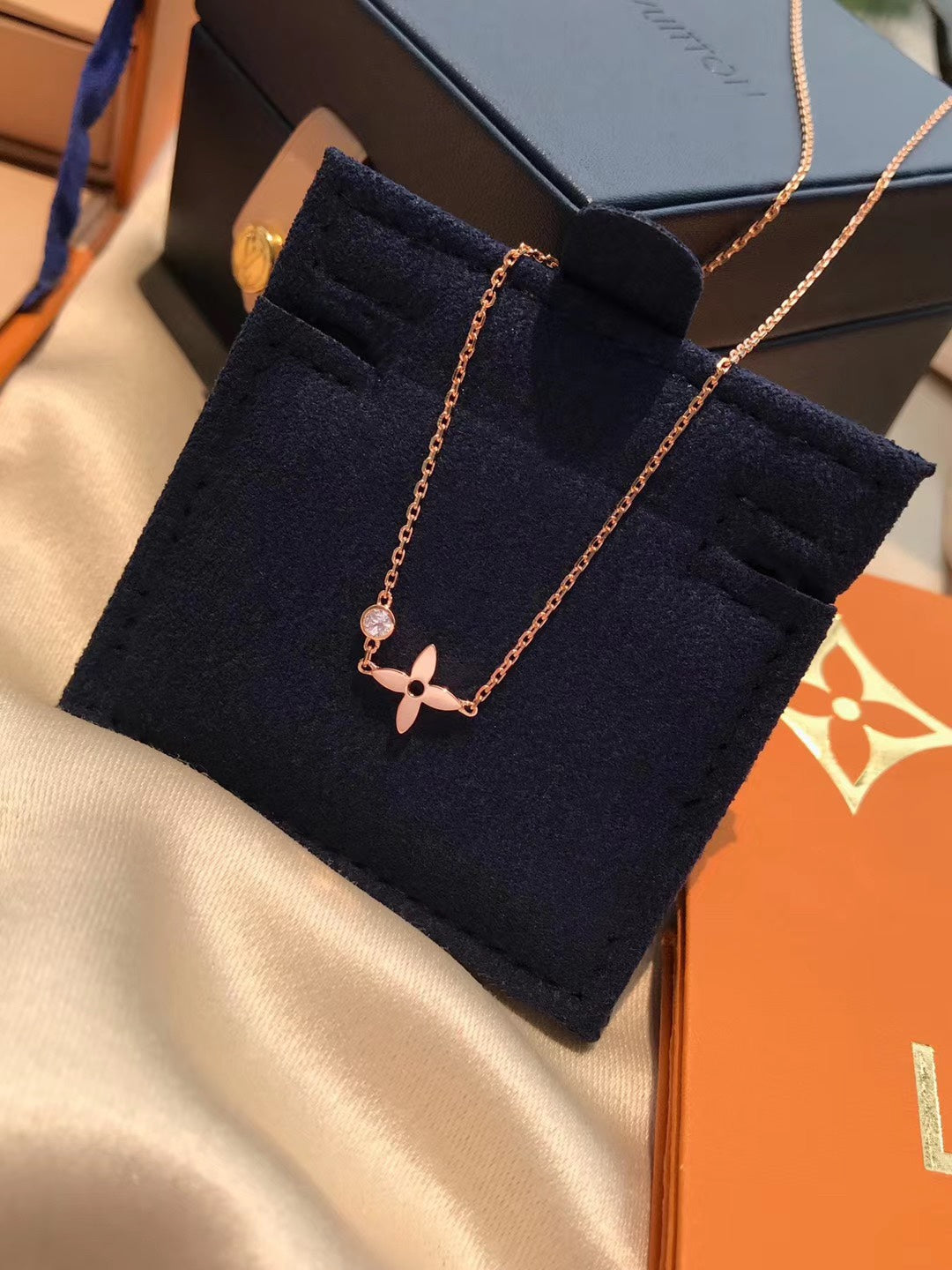 [Marin-Jewelry]BLOSSOM PENDANT PINK GOLD AND DIAMOND