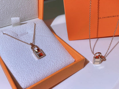 [Marin-Jewelry]HM ADVANCED NICHE LOCK HEAD NECKLACE DIAMONDS