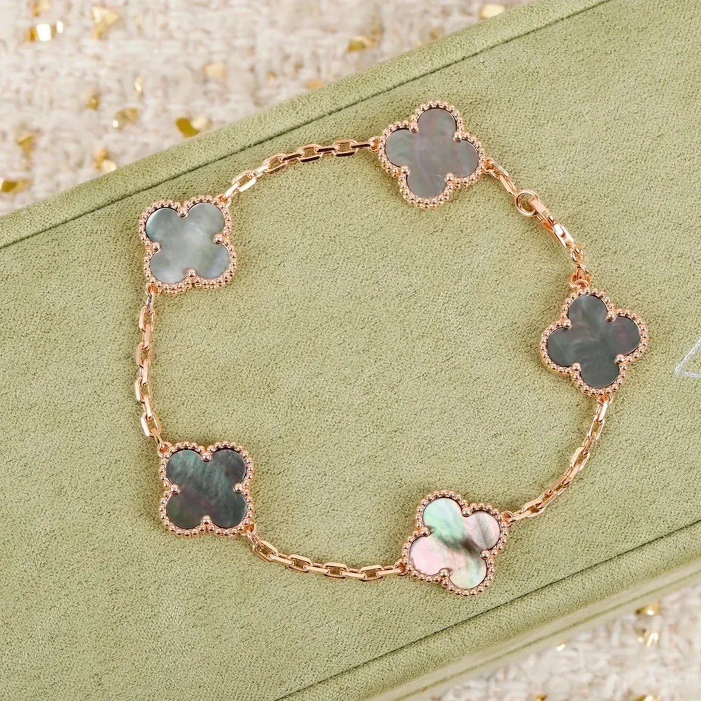 [Marin-Jewelry] CLOVER 5 MOTIF GRAY MOP BRACELET COLLECTION
