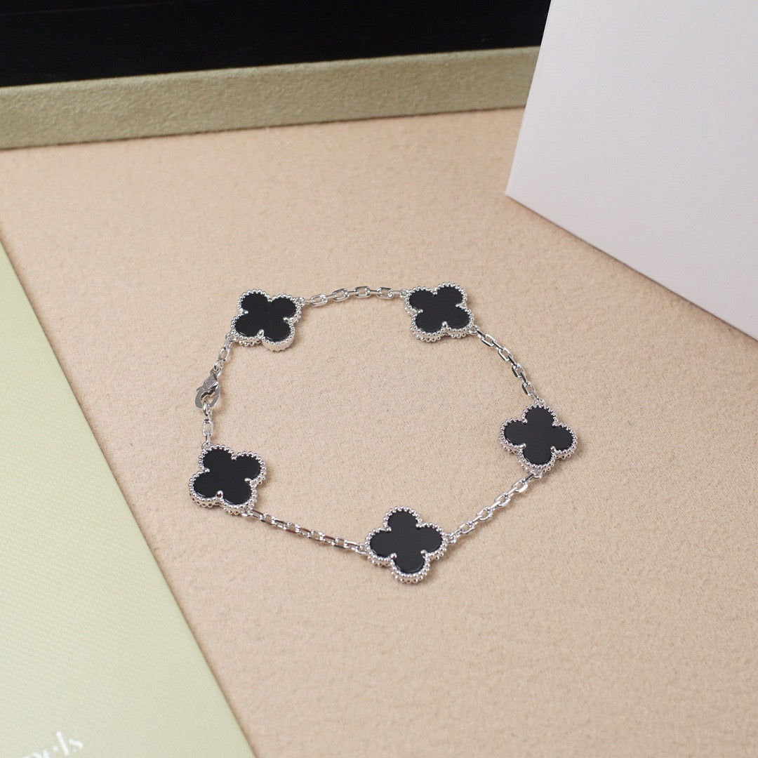 [Marin-Jewelry] CLOVER 5 MOTIF ONYXS BRACELET COLLECTION