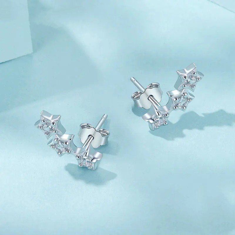Boucles d'oreilles clous petites étoiles argentées pour femmes et adolescentes
