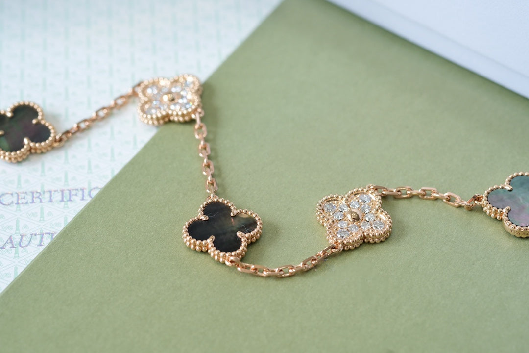 [Marin-Jewelry] CLOVER 5 MOTIF GRAY MOP BRACELET COLLECTION